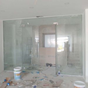 Cửa kính cường lực lề sàn lề treo